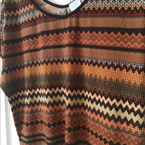 Brand new crop top - Picture 10 of 16